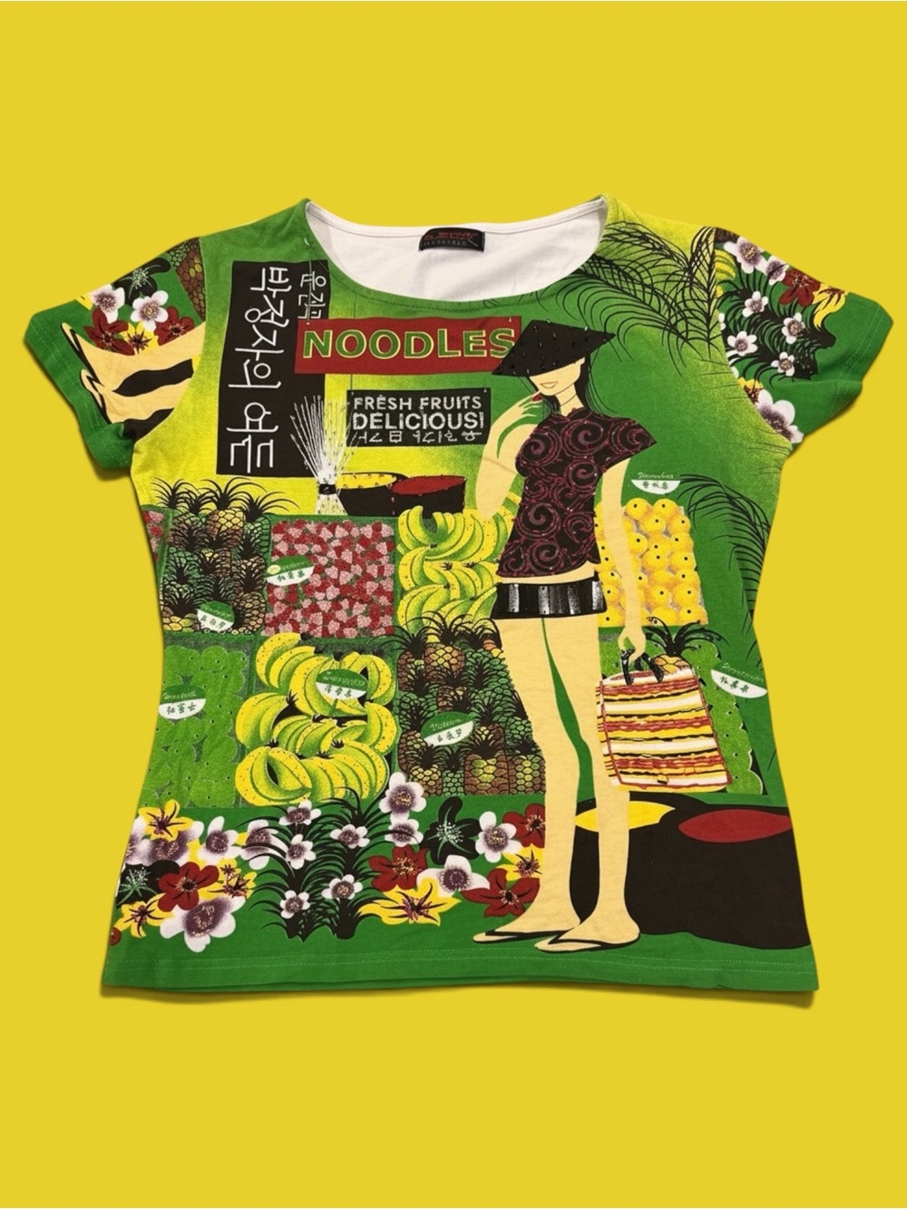 Custo Barcelona RARE VINTAGE Y2K “Noodles” Pop Art Beaded Market Baby Tee Size S